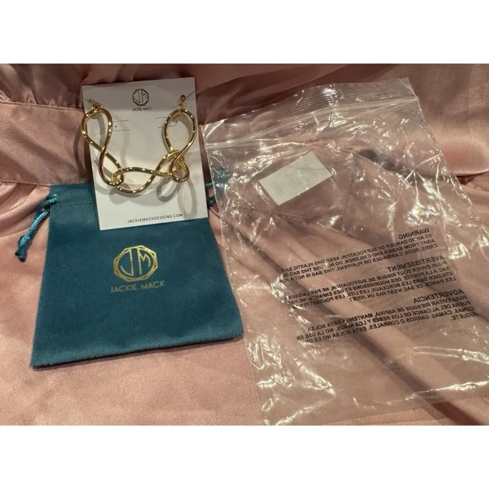 Jackie Mack Gold Tone Lumi Link Bracelet Women's Costume Jewelry $128 NEW